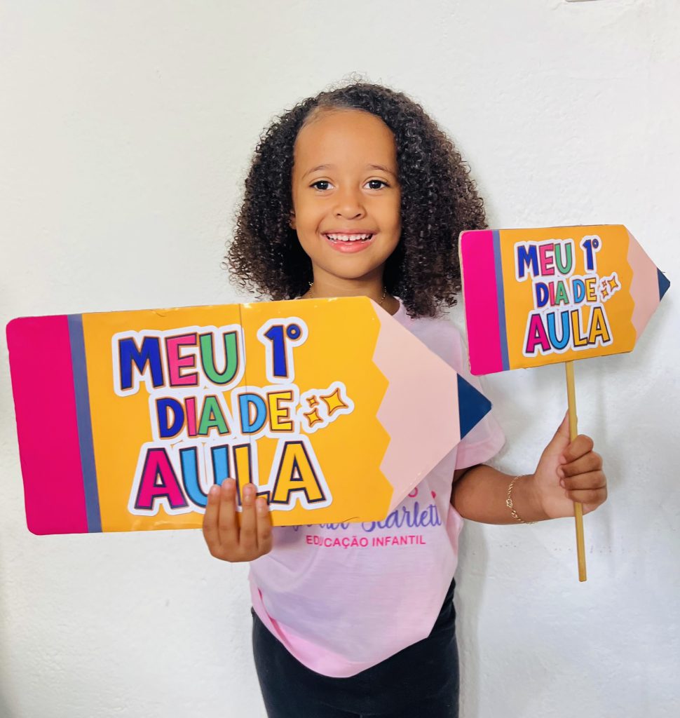 Kit plaquinhas meu primeiro dia de aula – Abc da Scarlett – Materiais ...